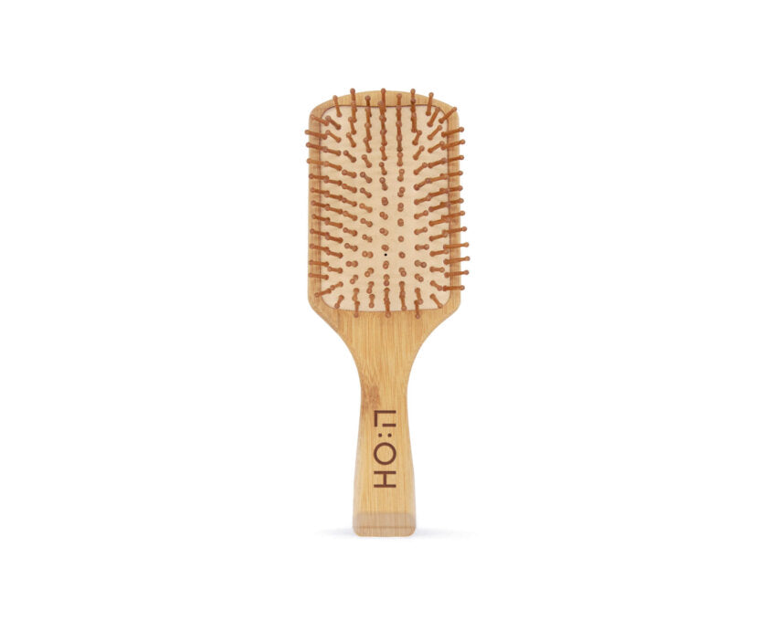 The Brush Luxury – Børsten håret ditt fortjener 🖤 Handle en av våre pakker i dag og få en bambusbørste – helt gratis! 🎁
